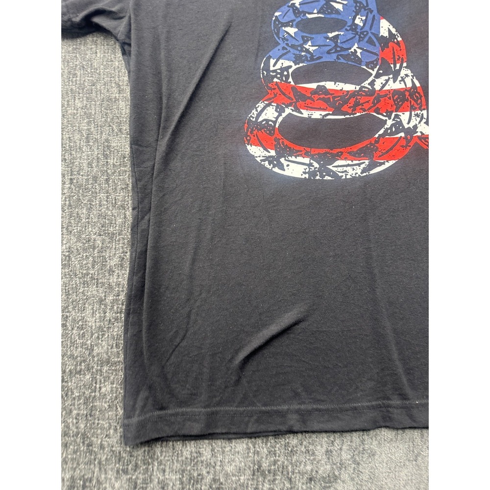 Born Primitive T Shirt Mens Medium Black American Spirit Gadsden Flag Graphic - Picture 2 of 15